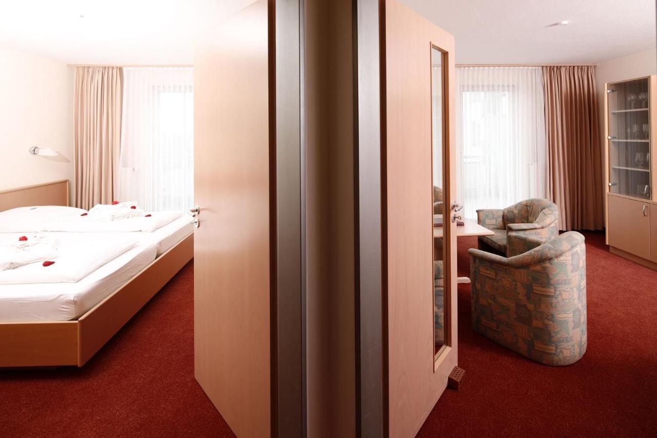Appartement-Hotel Sibyllenbad Neualbenreuth Esterno foto